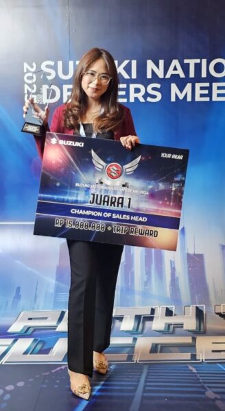 SALES HEAD Yulya Murti S